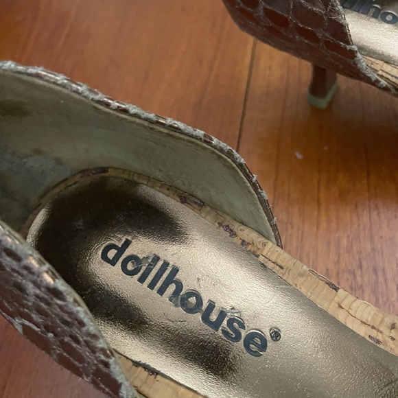 Dollhouse Shoes - Picture 7 of 7